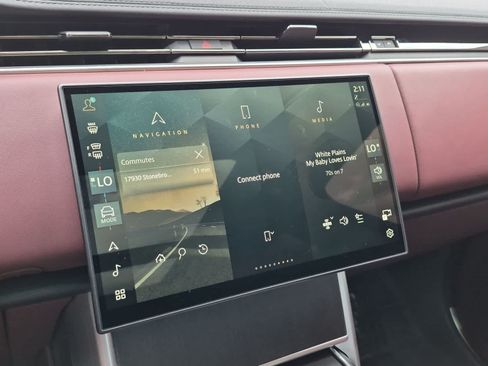 Used 2025 Land Rover Range Rover SE AWD/4WD image 28