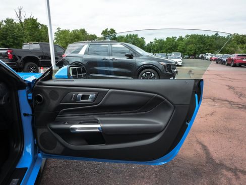 Used 2025 Ford Mustang Premium RWD image 14