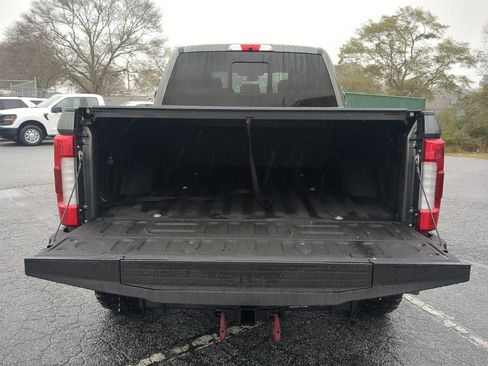 Used 2019 Ford F250 Platinum w/ Platinum Ultimate Package image 11