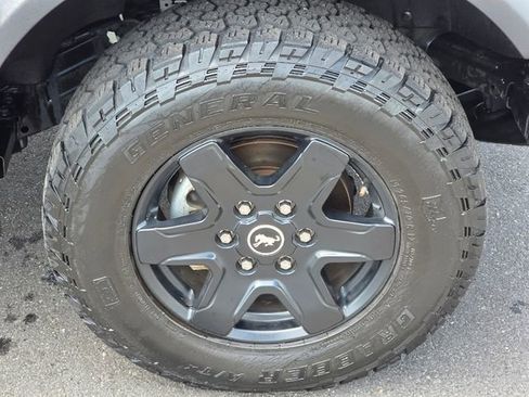 Used 2022 Ford Bronco Black Diamond AWD/4WD image 9