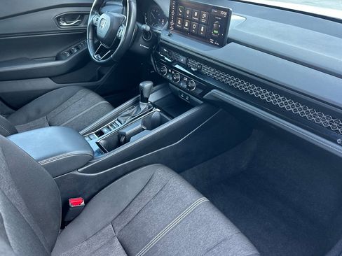 Used 2024 Honda Accord Sport image 19