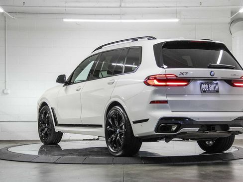 Certified 2023 BMW X7 xDrive40i w/ M Sport Package AWD/4WD image 4