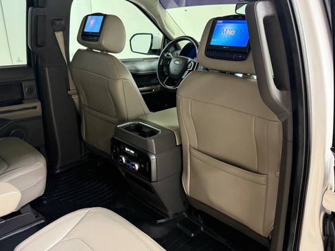 Used 2018 Ford Expedition Max Limited w/ Equipment Group 301A RWD image 50