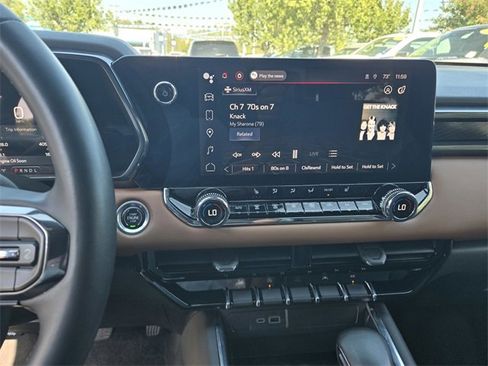 Used 2023 GMC Canyon AT4 image 11