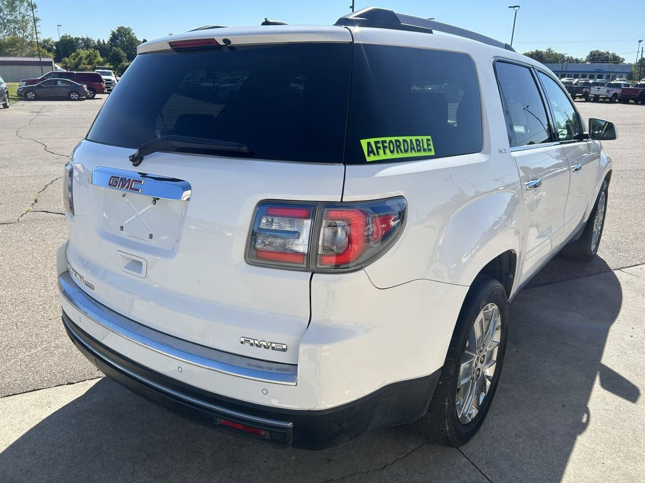 Used 2017 GMC Acadia Limited SLT AWD/4WD image 5
