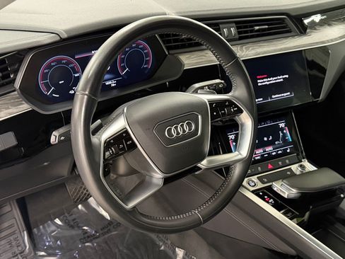 Used 2021 Audi e-tron Premium w/ Convenience Plus Package AWD/4WD image 4