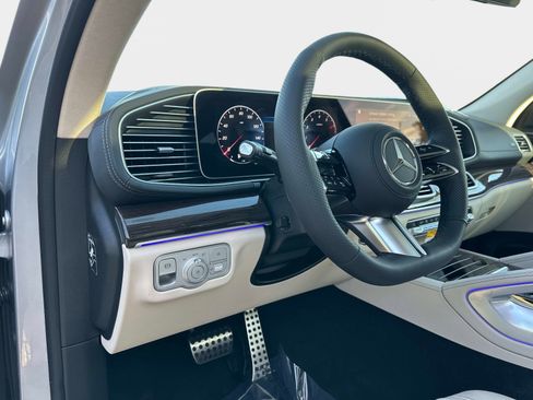 New 2026 Mercedes-Benz GLS 450 450 4MATIC SUV image 20