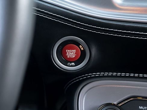 Used 2023 Dodge Challenger SRT Hellcat RWD image 21