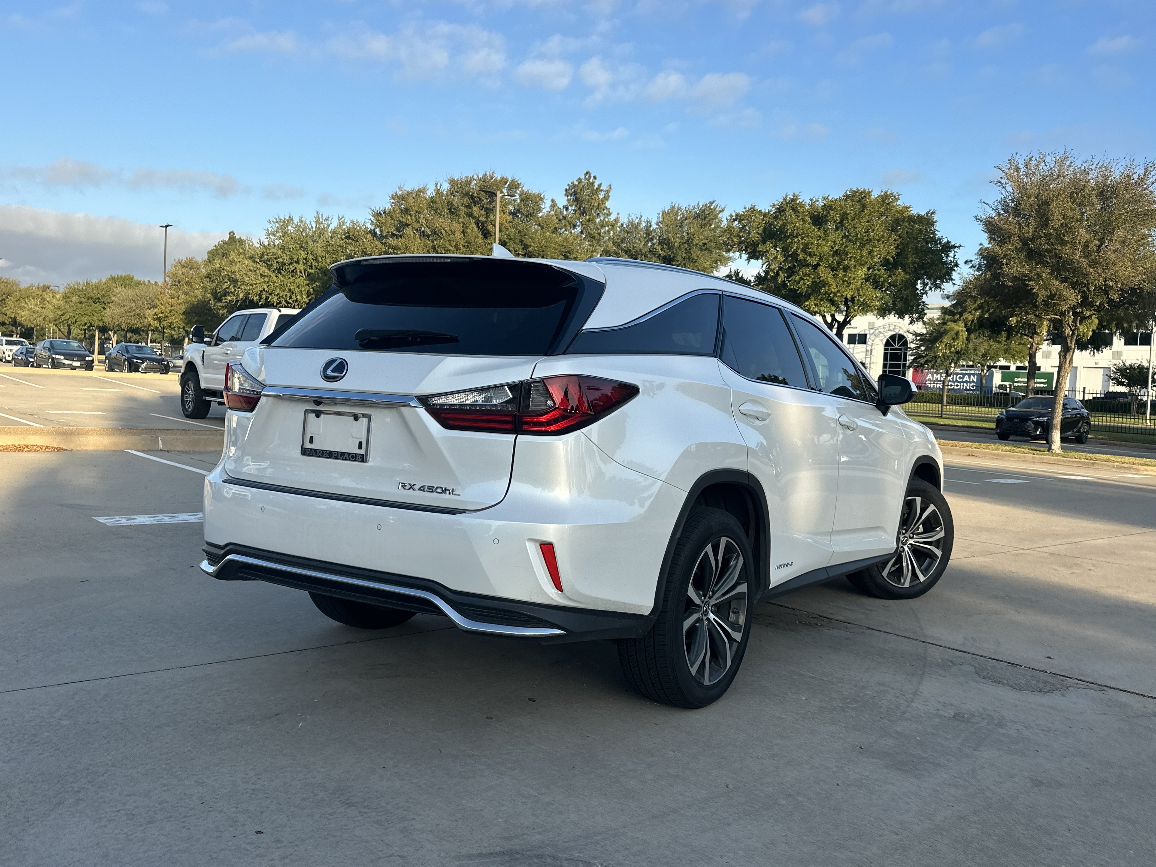 Used 2021 Lexus RX 450hL AWD w/ Premium Package image 2