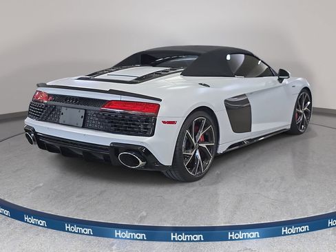 Used 2021 Audi R8 V10 w/ Premium Package RWD image 7