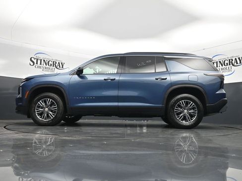 Used 2026 Chevrolet Traverse LT FWD image 29