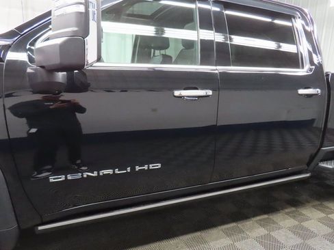Used 2024 GMC Sierra 3500 Denali w/ Denali Reserve Package image 53