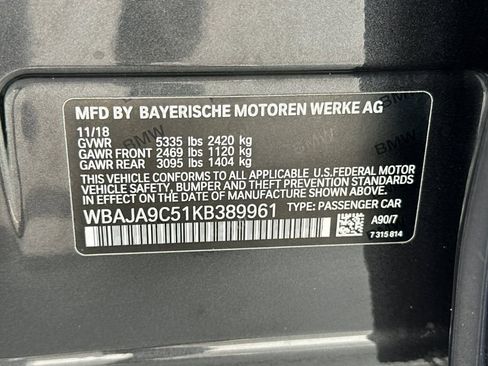 Used 2019 BMW 530e w/ M Sport Package image 34