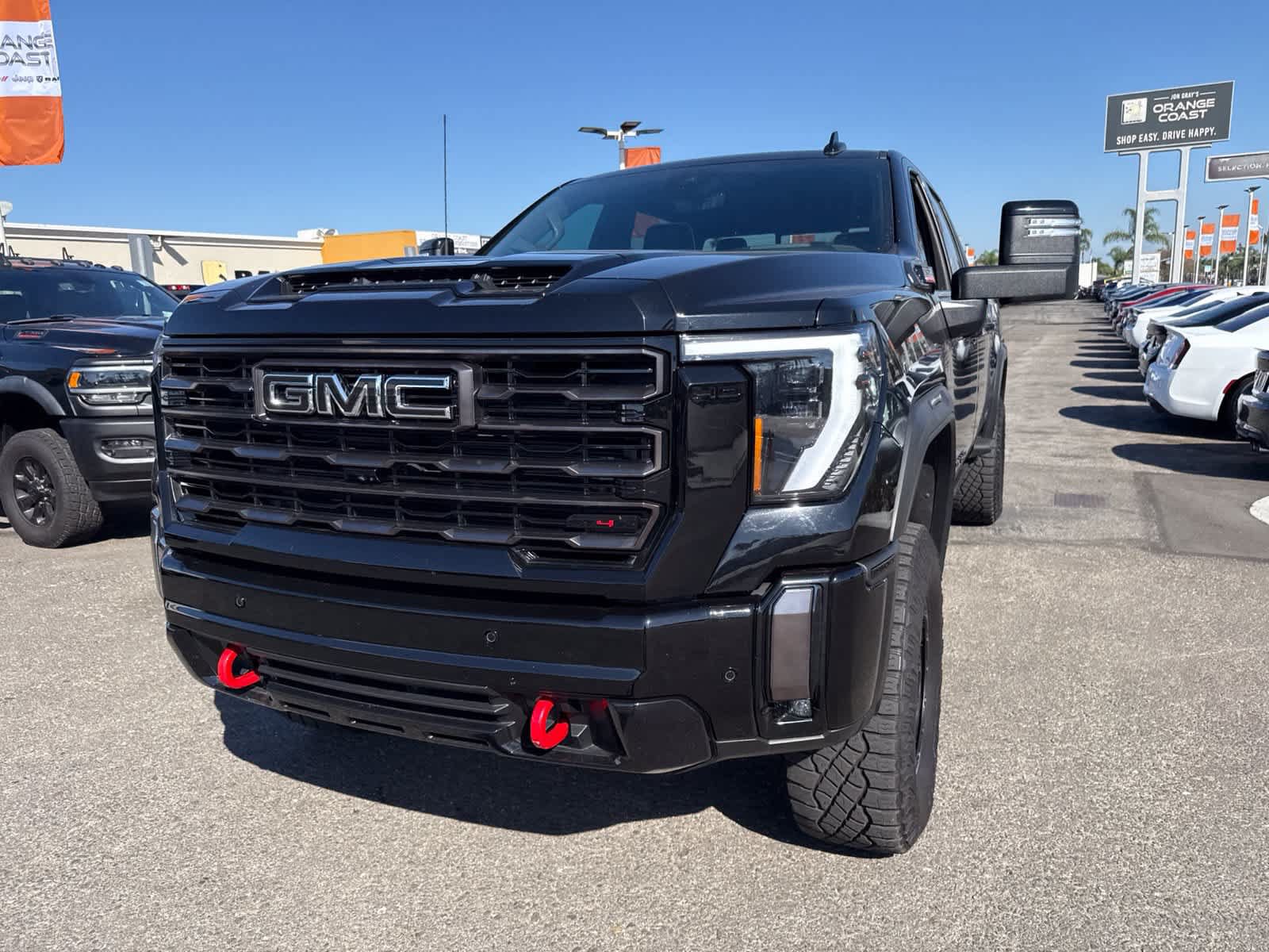 Used 2024 GMC Sierra 2500 AT4X AWD/4WD image 2