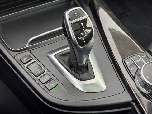 Used 2017 BMW 330i Gran Turismo xDrive image 27