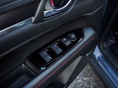 New 2025 MAZDA CX-5 Carbon Edition image 18