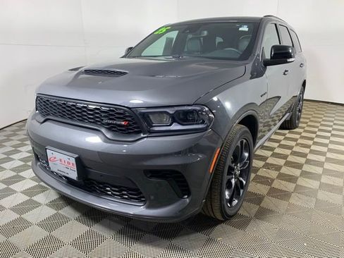 Used 2025 Dodge Durango R/T image 2