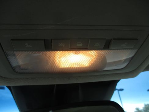 Used 2016 Chevrolet Cruze LS image 25