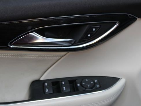 Used 2023 Buick Envision Preferred AWD/4WD image 18