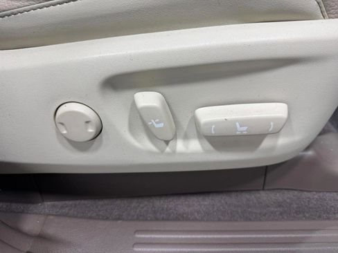 Used 2018 Lexus GX 460 image 22