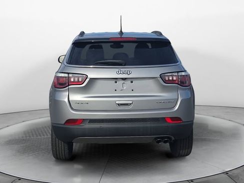 Used 2018 Jeep Compass Limited image 4