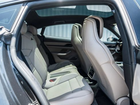 Used 2021 Porsche Taycan RWD image 26