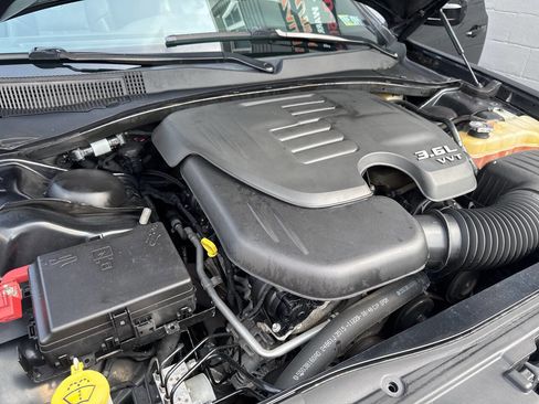 Used 2016 Chrysler 300 S image 11