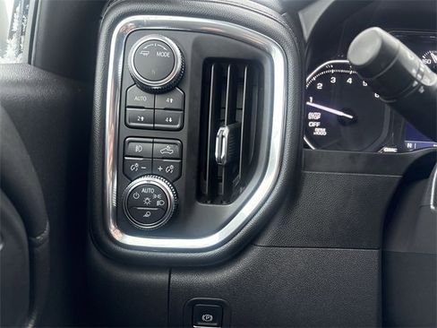 Used 2021 GMC Sierra 1500 Elevation w/ Driver Alert Package I image 18