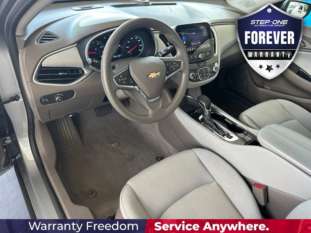 Used 2024 Chevrolet Malibu LT FWD image 12