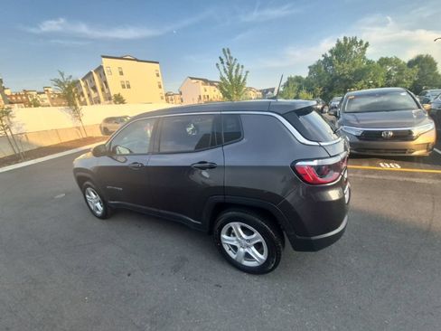 Used 2023 Jeep Compass Sport AWD/4WD image 5