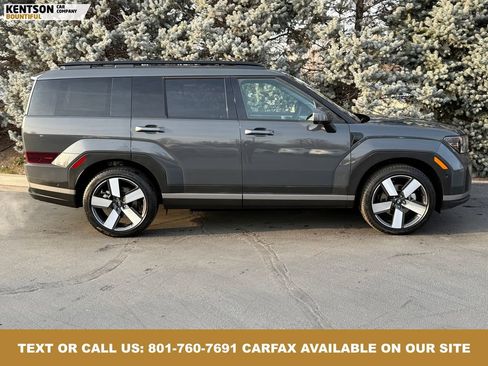 Used 2025 Hyundai Santa Fe Limited image 10