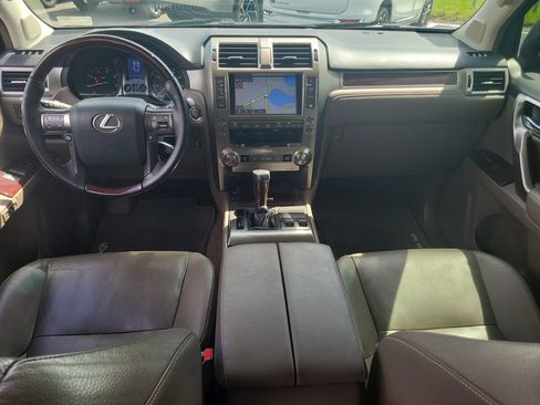 Used 2019 Lexus GX 460 Premium AWD/4WD image 11