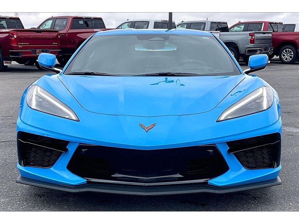 Used 2025 Chevrolet Corvette Stingray Premium Cpe w/ Z51 Performance Package RWD image 3
