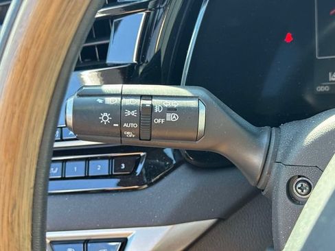 Used 2023 Lexus RX 350 Premium w/ Accessory Package AWD/4WD image 29