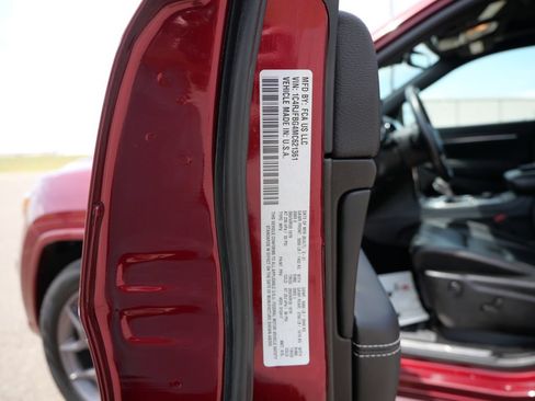 Used 2021 Jeep Grand Cherokee Limited w/ Quick Order Package 28K 80th AWD/4WD image 39