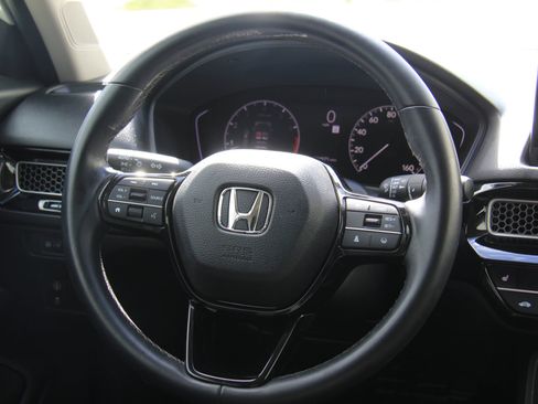 Used 2022 Honda Civic EX image 11
