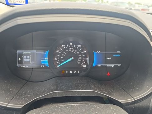 Used 2024 Ford Edge SE w/ Black Appearance Package image 2