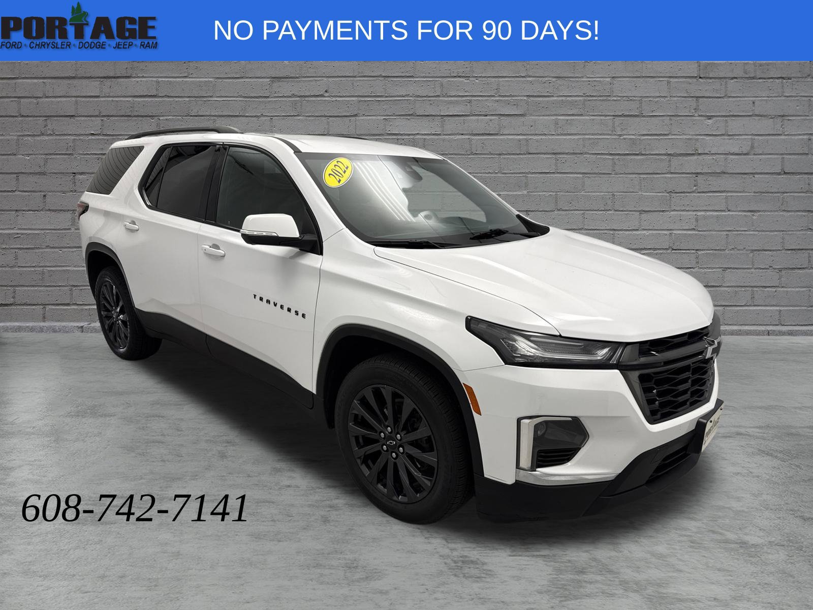 Used 2022 Chevrolet Traverse RS w/ LPO, Floor Liner Package AWD/4WD image 1