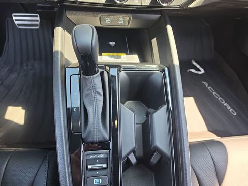 Used 2025 Honda Accord Sport image 19