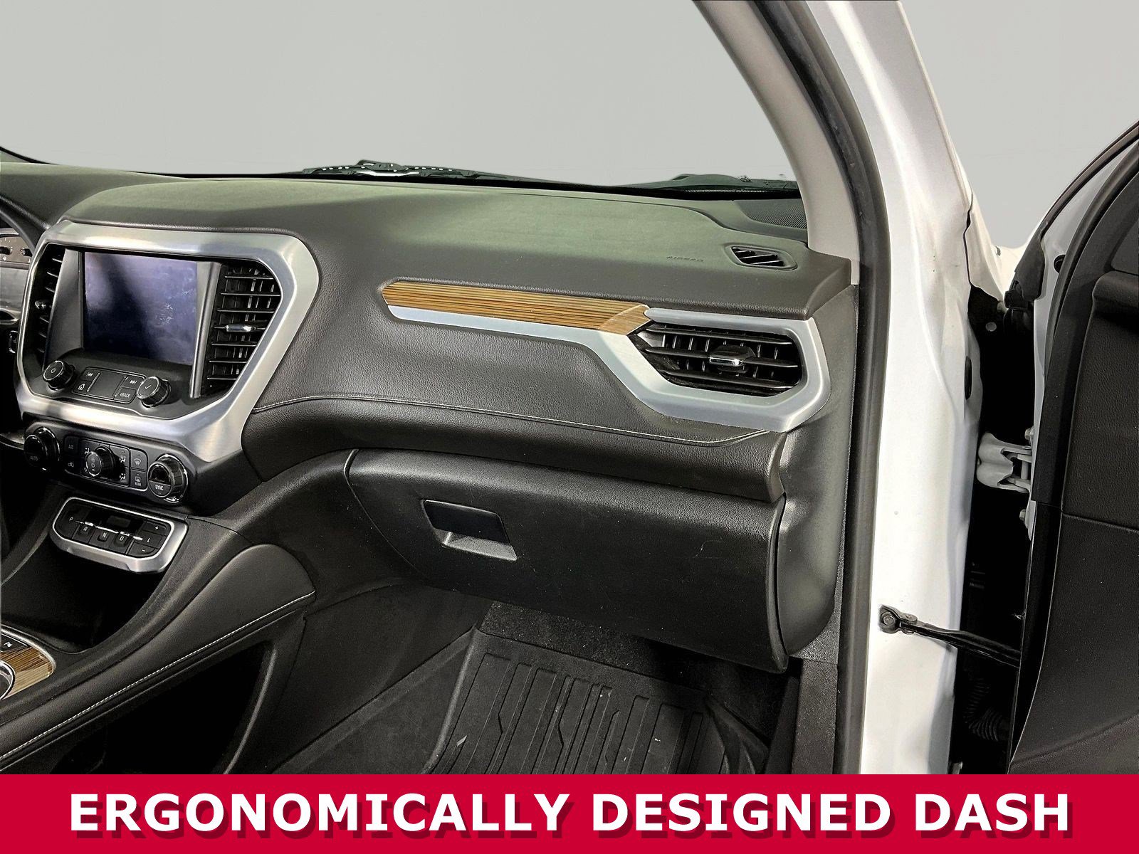 Used 2021 GMC Acadia SLE w/ LPO, Floor Liner Package FWD image 26