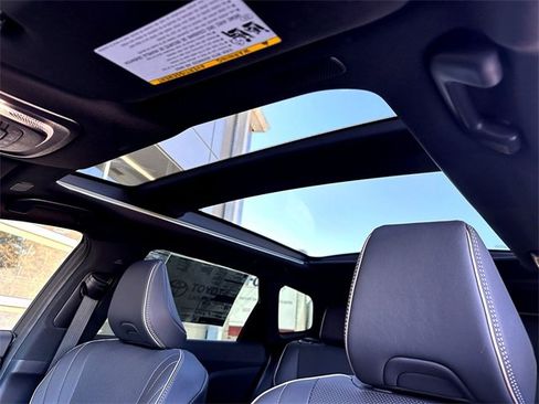 New 2025 Toyota Crown Signia image 16