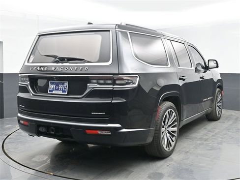 Used 2022 Jeep Grand Wagoneer Series III image 17