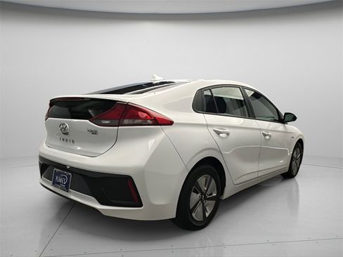 Used 2019 Hyundai Ioniq Blue image 7