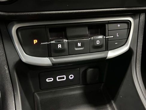 Certified 2024 GMC Terrain SLE AWD/4WD image 15