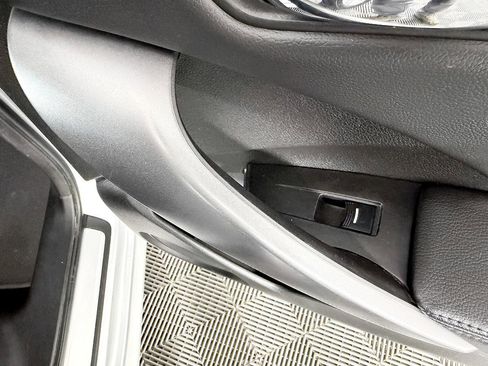 Used 2013 Acura RDX AWD w/ Technology Package image 38