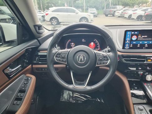 Used 2025 Acura MDX w/ Technology Package FWD image 25