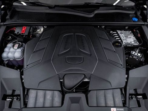 New 2026 Porsche Cayenne image 29