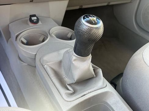 Used 2003 Volkswagen Beetle GL image 12