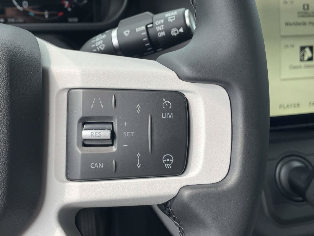 New 2026 Land Rover Defender 110 S AWD/4WD image 39