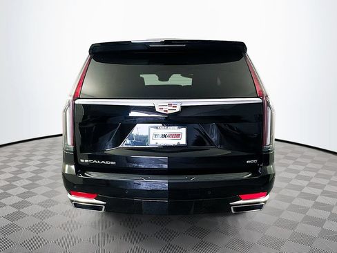 Used 2022 Cadillac Escalade Premium Luxury w/ Performance Package AWD/4WD image 11